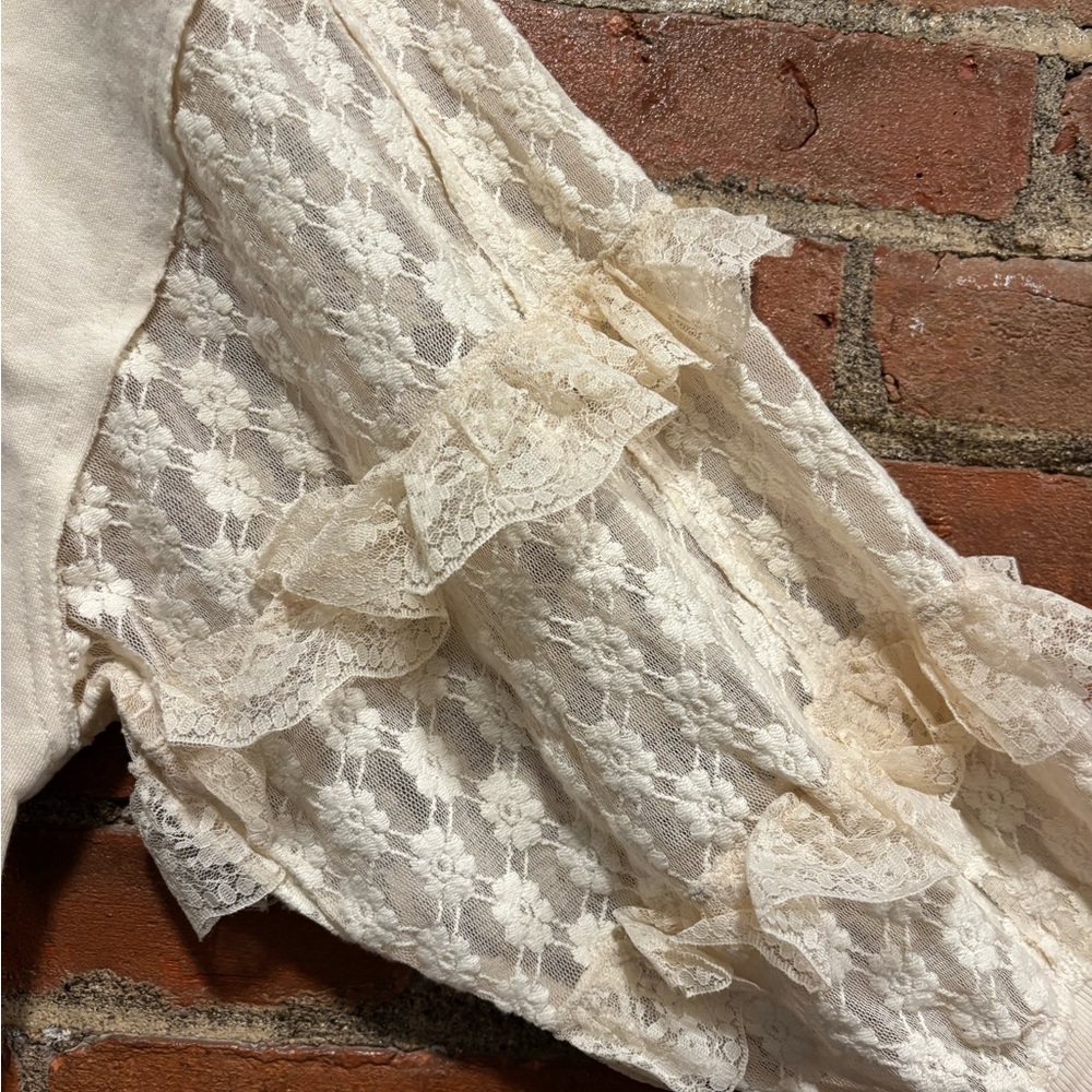 Free People Gaia Lace Crewneck NWT - Picture 5 of 7